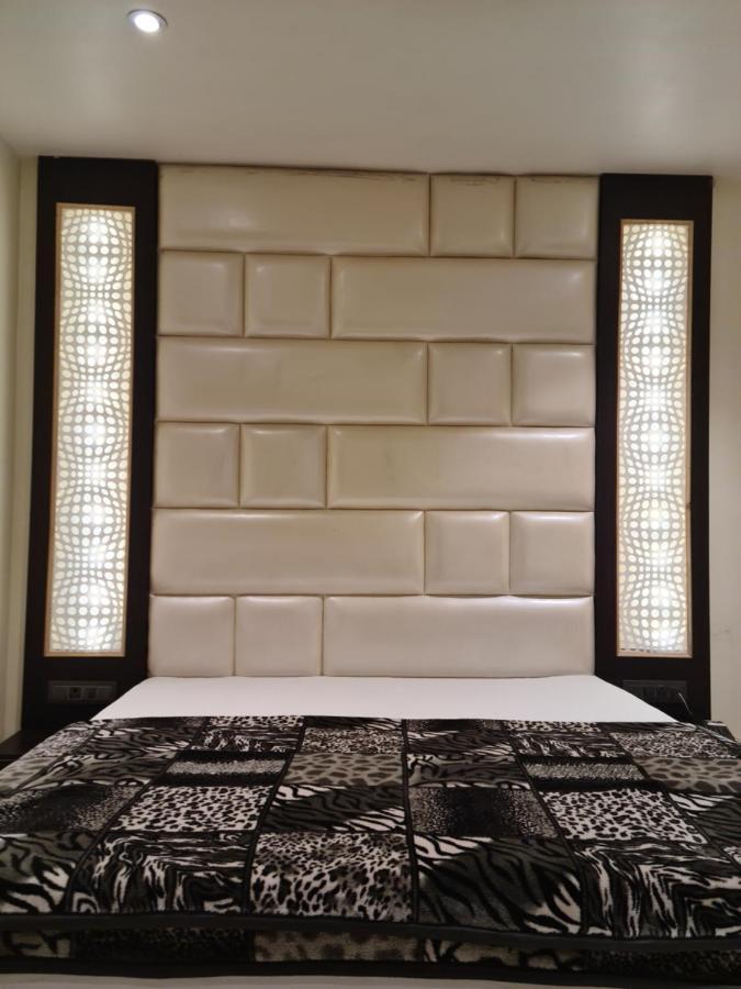 Hotel Star Inn Gangānagar Eksteriør billede