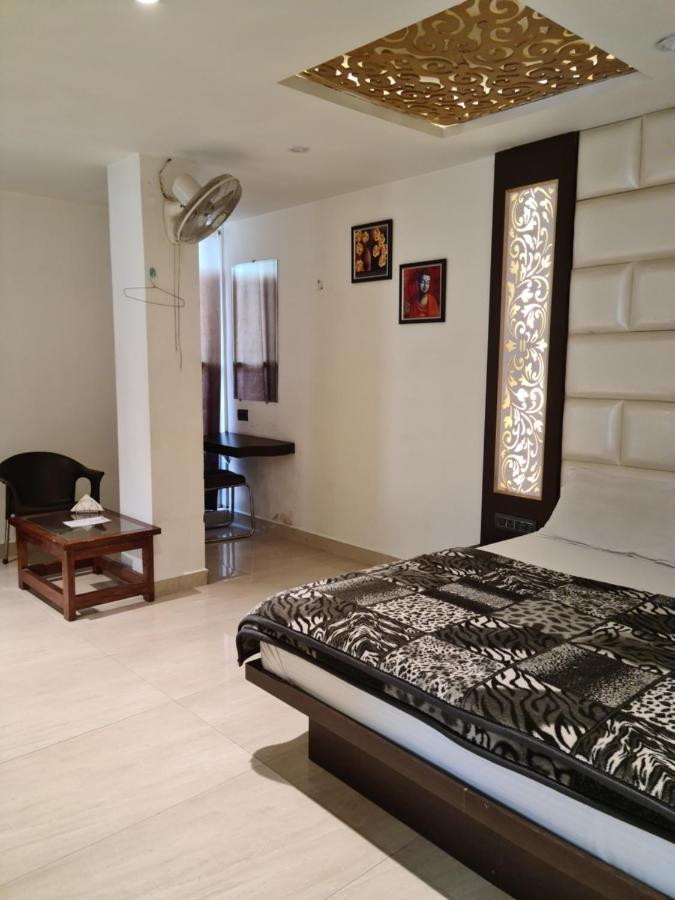 Hotel Star Inn Gangānagar Eksteriør billede