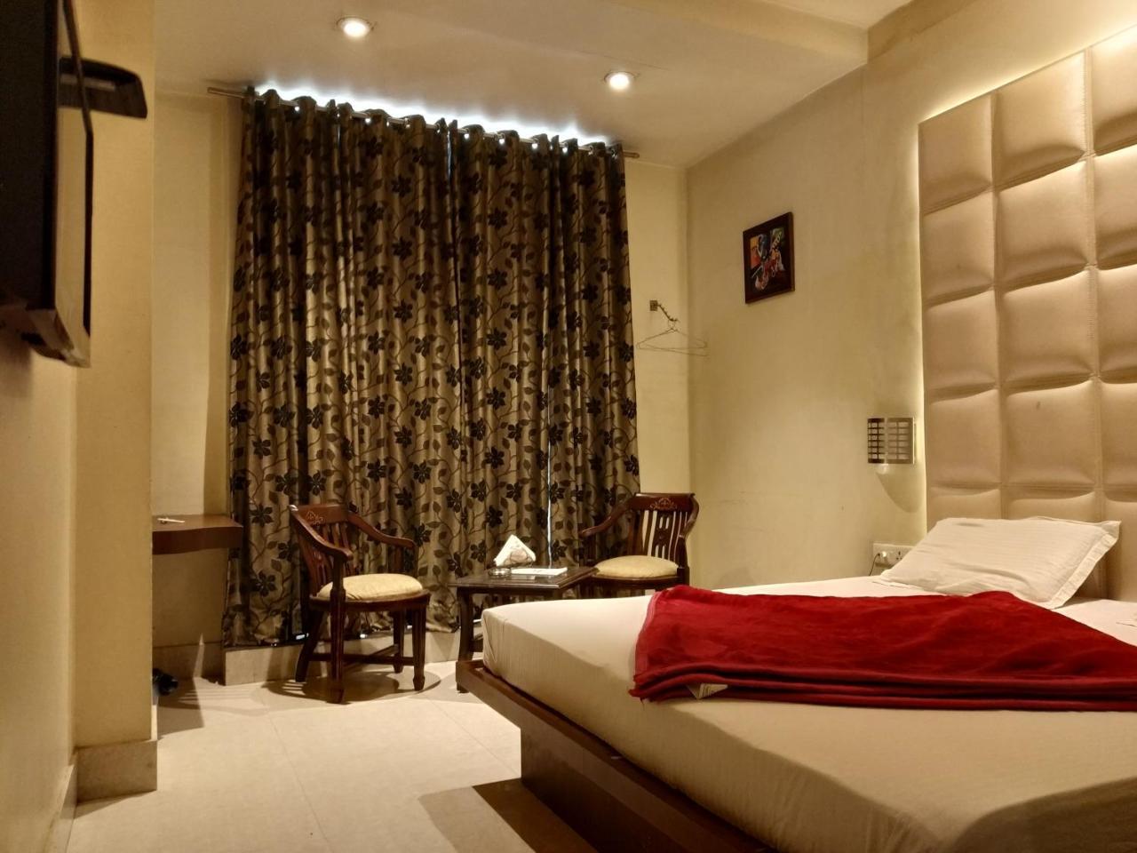 Hotel Star Inn Gangānagar Eksteriør billede