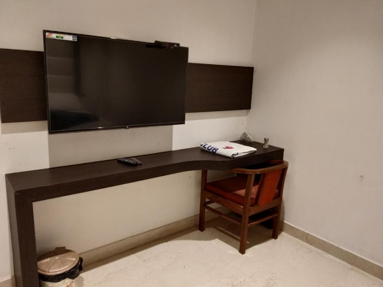 Hotel Star Inn Gangānagar Eksteriør billede