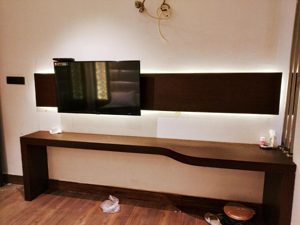 Hotel Star Inn Gangānagar Eksteriør billede