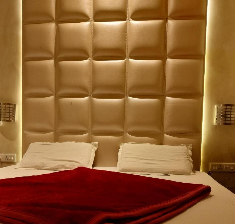 Hotel Star Inn Gangānagar Eksteriør billede